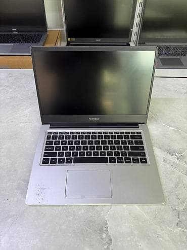 💻 RedmiBook /Intel(R) Core(TM) i5-8265U CPU @1.80GHz / 8GB / 256GB 🔹
