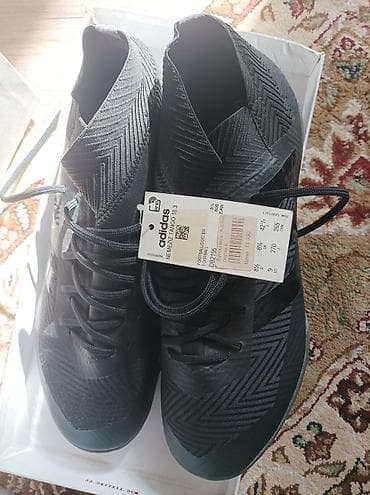 Спорт и хобби: НОВЫЕ- Футбольные бутсы/кроссы для зала adidas Nemeziz Tango 18.3 IN — 1