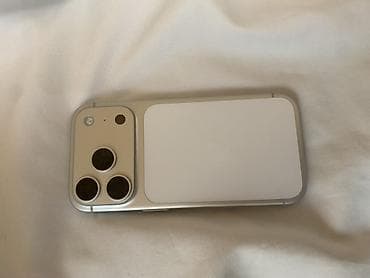 IPhone 17 Pro, Б/у, 256 ГБ, Серебристый, Защитное стекло, Чехол, Коробка, 100 %
