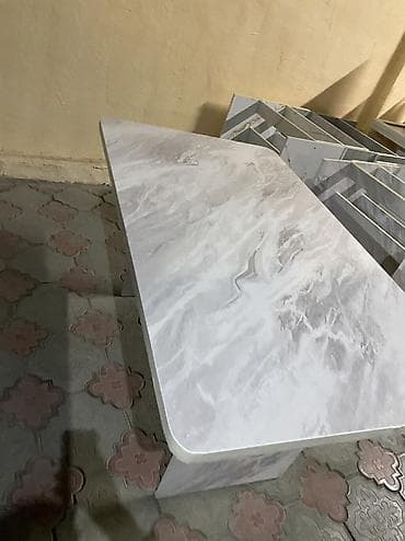 стол и табуретки на кухню: Кухонный стол, Новый, Прямоугольный, Нераскладной — 4