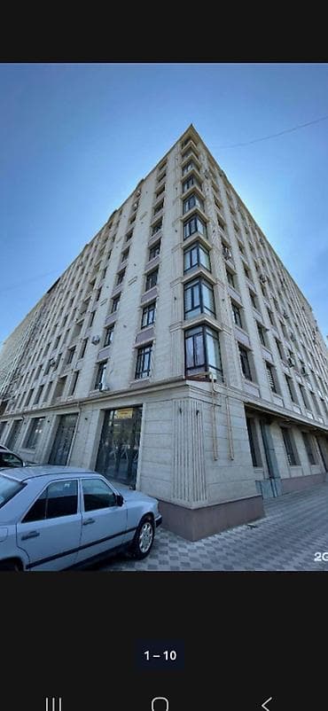 южный микрорайон: 2 комнаты, 68 м², Элитка, 3 этаж, Евроремонт — 1