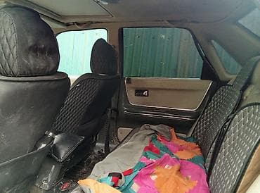 на 626: Mazda 626: 1990 г., Седан — 1