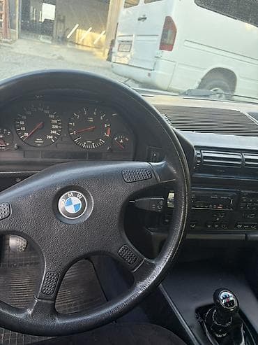 мотор е34: BMW 5 series: 1993 г., 2.5 л, Механика, Бензин, Седан — 4