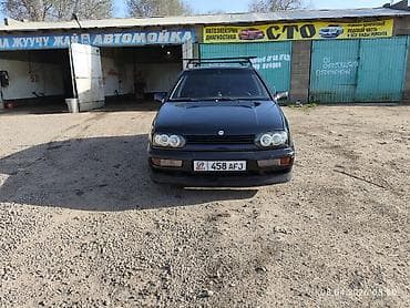 сколько стоит яхта: Volkswagen Golf: 1993 г., 1.6 л, Ручные, Бензин, Хэтчбэк — 2