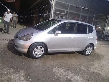 small car: Honda Fit: 2002 г., 1.3 л, Вариатор, Бензин, Хэтчбэк — 5