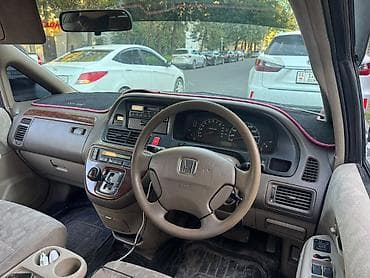 Транспорт: Honda Odyssey: 2001 г., 2.3 л, Автомат, Газ, Универсал — 7