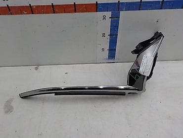 Молдинг фонаря (без логотипа) правое Тойота Прадо, Toyota Prado 2017