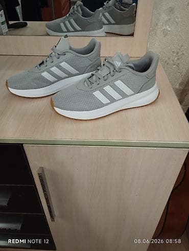 мужской обувь: Мужские кроссовки, 42.5, Adidas, Новый, цвет - Серый — 3