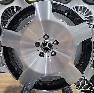 5x112: Литые Диски R 18 Mercedes-Benz, Комплект, отверстий - 5, Новый — 1