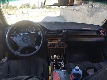 бампер w211: Mercedes-Benz W124: 1994 г., 2.2 л, Механика, Бензин, Седан — 6