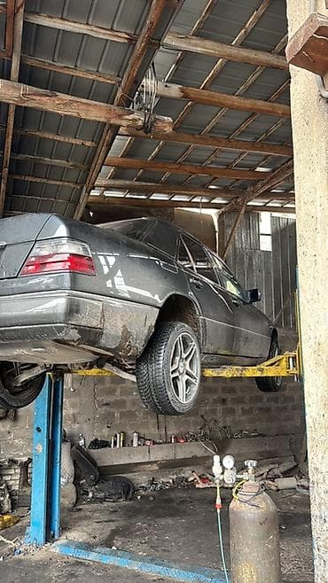 машина авди: Mercedes-Benz W124: 1993 г., 2.2 л, Автомат, Бензин, Седан — 2