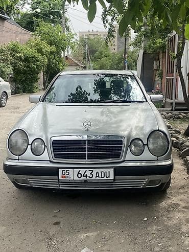 Mercedes-Benz E-Class: 1998 г., Седан