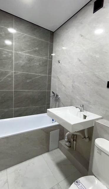 4 комнаты: 1 комната, 25 м², 4 этаж, Дизайнерский ремонт — 6