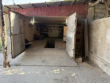 меняю варианты: Продаю дом большой ж/м Ала-Тоо 1 газ свет канализация участок 5 соток — 4