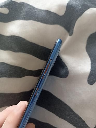 lg v10: Samsung Galaxy A30, Б/у, 64 ГБ, цвет - Синий, 2 SIM — 5