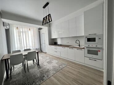 кемин квартиры: 2 бөлмө, Менчик ээси, Чогуу жашоосу жок, Толугу менен эмереги бар — 1