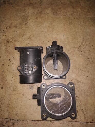 На Ниссан (расходомер воздуха)