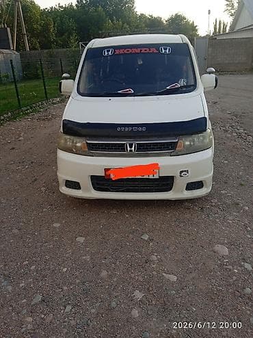 Honda Stepwgn: 2003 г., 2 л, Автомат, Бензин, Минивэн — 3