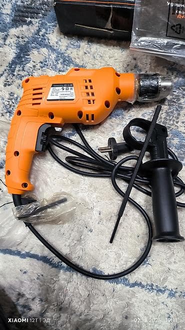 строительные инструменты бу: Ударная дрель Вихрь ДУ-0,5В (сетевой инструмент) Характеристики: - — 1