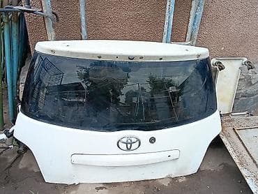 Задняя дверь (крышка багажника) Toyota. - Оригинальная крышка