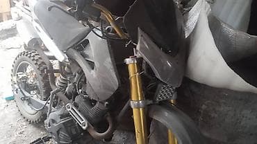 full construction: Эндуро/питбайк для бездорожья - Двигатель: одноцилиндровый 4‑тактный — 4