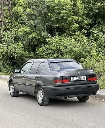фолисваген вента: Volkswagen Vento: 1992 г., 1.8 л, Механика, Бензин, Седан — 4