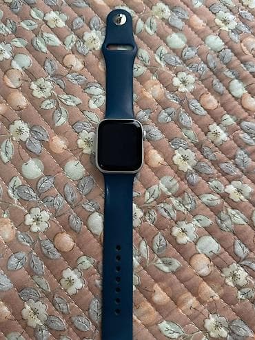 watch 9: Apple Watch SE 40MM Apple Watch с прямоугольным корпусом и — 1