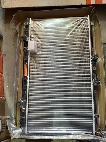 таета сиенна радиотор: Радиатор охлаждения двигателя (алюминиевый сердечник, пластиковые — 2