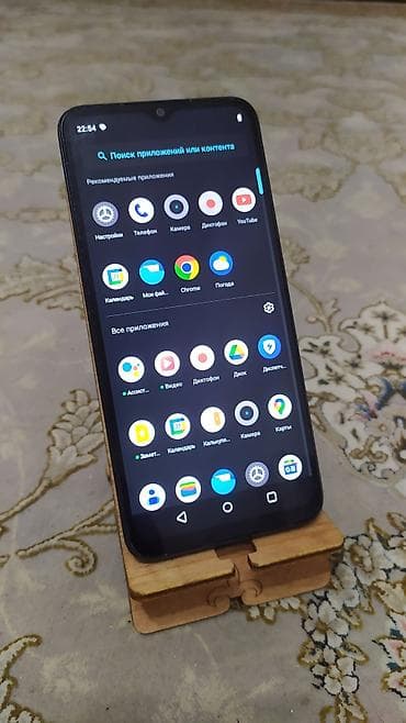 телефон 4000: Realme C33, Б/у, 64 ГБ, цвет - Черный, 2 SIM — 2