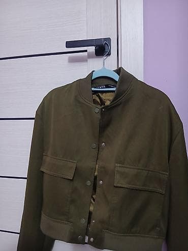 рубашки летние: Бомбер цвета хаки — 1