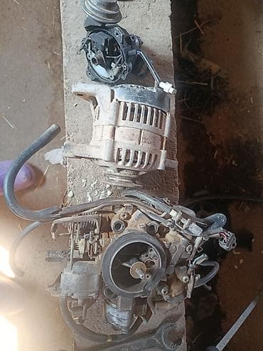 Автозапчасти для бензинового двигателя – комплект Состав: - Генератор at lalafo.kg Автозапчасти для бензинового двигателя – комплект Состав: - Генератор