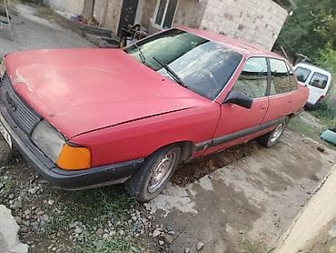 Audi 100: 1989 г., Седан — 1