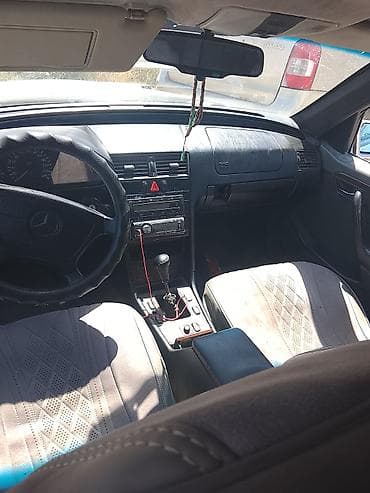 актрос тигач: Mercedes-Benz C-Class: 1996 г., 2.2 л, Механика, Бензин, Седан — 5