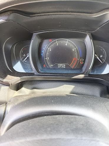 range rove: Renault QM6: 2021 г., 2 л, Автомат, Газ, Кроссовер — 7