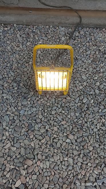 Дом и сад: Продаю напольный фонарь от 220в производство Германия б/у в — 2
