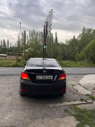 sonata 2024: Hyundai Solaris: 2015 г., 1.6 л, Механика, Бензин, Седан — 5