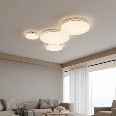 набор коючей: Набор из трех круглых потолочных светильников, предназначенных для — 1