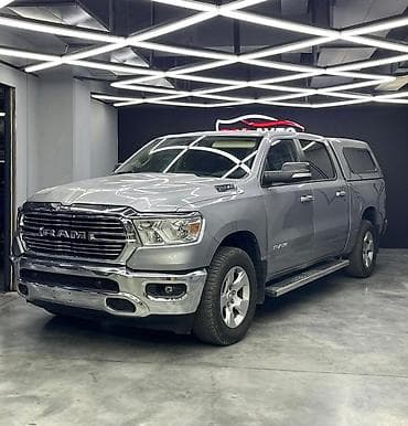 ока: Dodge Ram 1500: 2019 г., 3.6 л, Бензин — 2