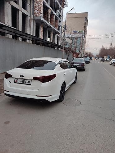 Kia K5: 2011 г., 2 л, Автомат, Газ, Седан