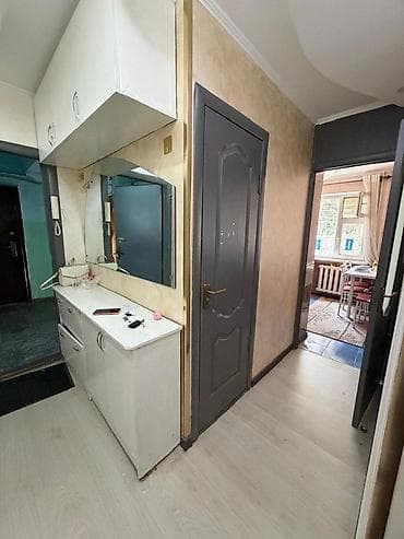 Продажа квартир: 3 комнаты, 46 м², 104 серия, 1 этаж, Косметический ремонт — 2