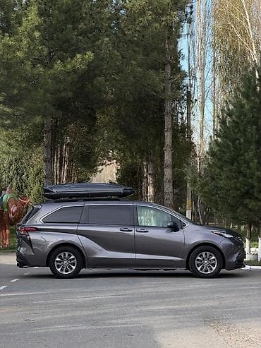 highlander 2012: Toyota Sienna: 2021 г., 2.5 л, Автомат, Гибрид, Минивэн — 7