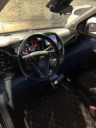 шины быу: Chevrolet Spark: 2019 г., 0.9 л, Автомат, Бензин, Хэтчбэк — 3