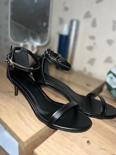 g chok: Женские босоножки на тонком каблуке kitten heel. Не ношеный (не — 1