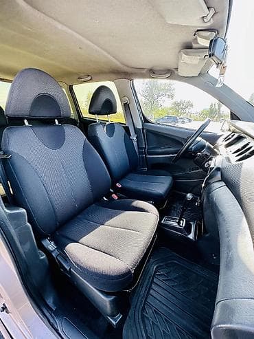 Продажа авто: Daihatsu YRV: 2004 г., 1.3 л, Автомат, Бензин, Хэтчбэк — 5