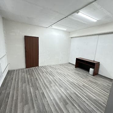 в аренду маникюрный стол: Сдается светлое просторное помещение открытой планировки. - Площадь — 1