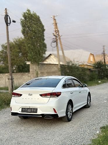 купить уаз в рассрочку: Hyundai Sonata: 2018 г., 2 л, Автомат, Газ, Седан — 5