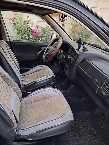 голф венто: Volkswagen Golf Variant: 1994 г., 1.8 л, Механика, Бензин, Универсал — 8