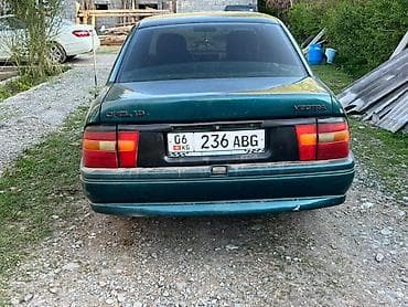 sg 9: Opel Vectra: 1994 г., 1.8 л, Механика, Бензин, Хэтчбэк — 7