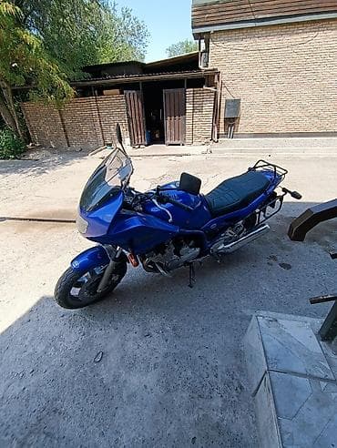 россрочку: Классический мотоцикл Yamaha, 900 куб. см, Бензин, Взрослый — 9