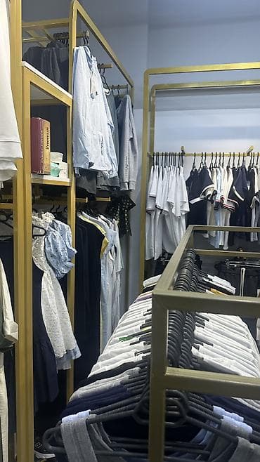 такса парк: Продажа бутиков В торговом центре, 12 м², 1 этаж — 10